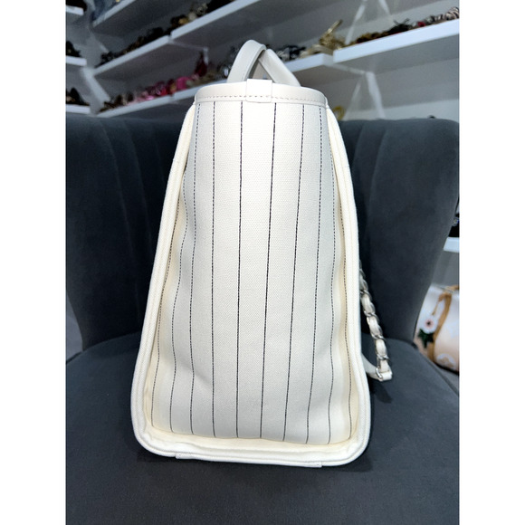 Chanel 23P Deauville White Ecru Black Stripe Large Shopping 30cm Handle Tote Bag - Picture 7 of 10